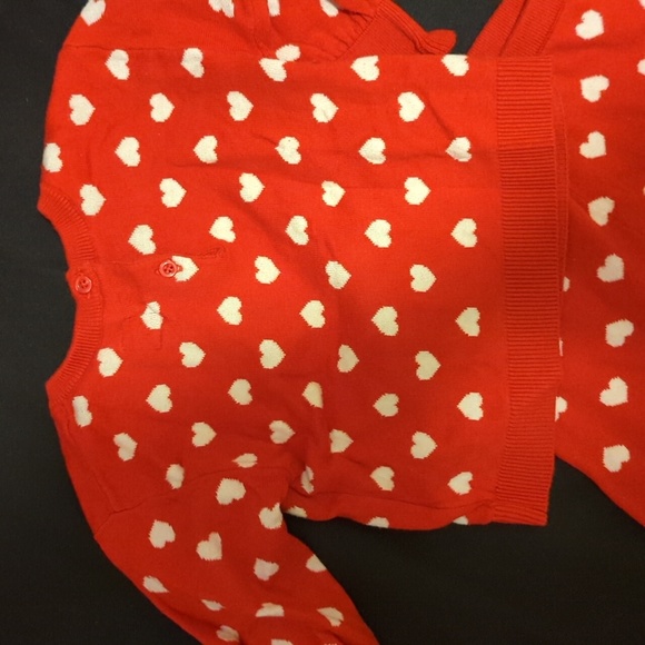 Baby Gap Heart Outfit - Picture 2 of 5